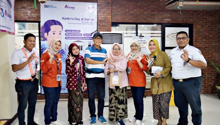 Memperingati Hari Kartini, KAI Daop 3 Cirebon Gelar Lomba Baca Puisi dan Shopping At Station