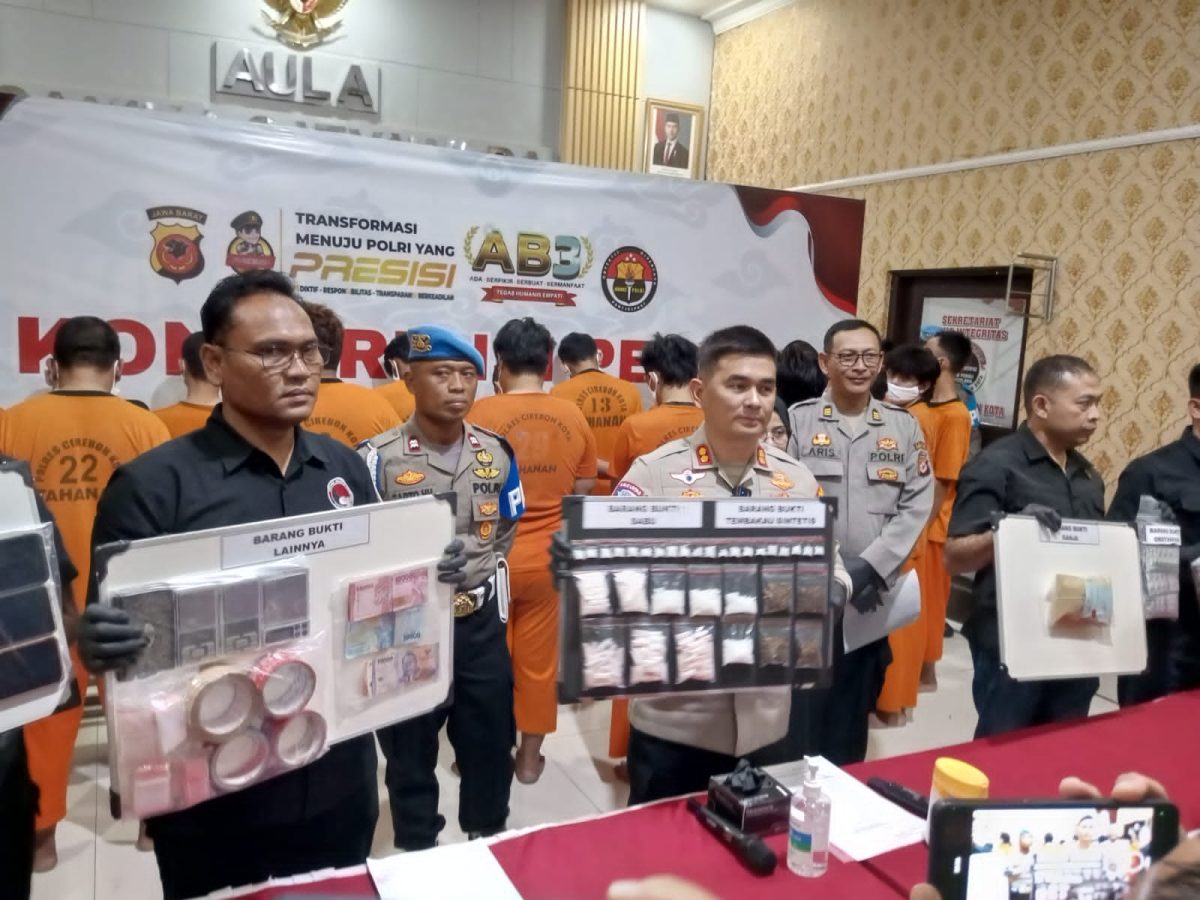 ModalSantai.com - Satresnarkoba Polres Cirebon Kota Ungkap 18 Kasus Narkoba 26 Tersangka Diamankan