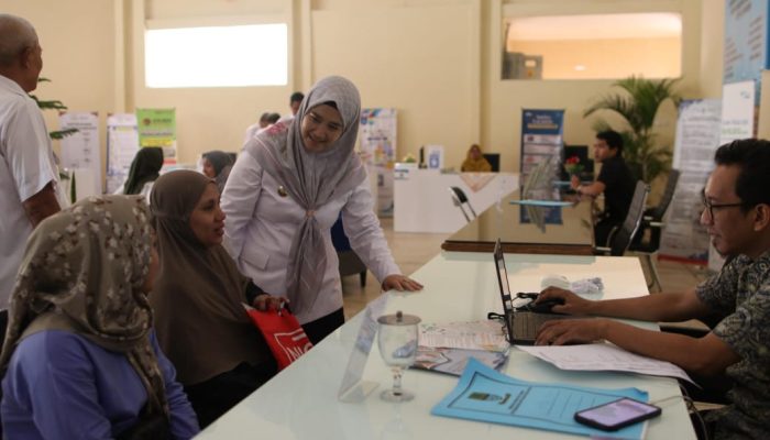 Lakukan Sidak Pasca Libur Lebaran, Wakil Wali Kota Cirebon Tegakkan Disiplin ASN dan Pelayanan Publik