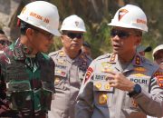 GemaMadani.com - Danrem 063SGJ Dampingi Kapolda dan Gubernur Jabar Tinjau Lokasi Bencana Longsor di Desa Cipanas, Dukupuntang, Kabupaten Cirebon