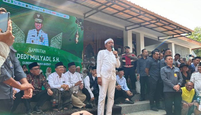 Harlah Fatayat NU ke-75 Dihadiri Gubernur Kang Dedi Mulyadi KDM : Kiai Bukan Hanya Guru Ngaji, Tapi Penjaga Bumi