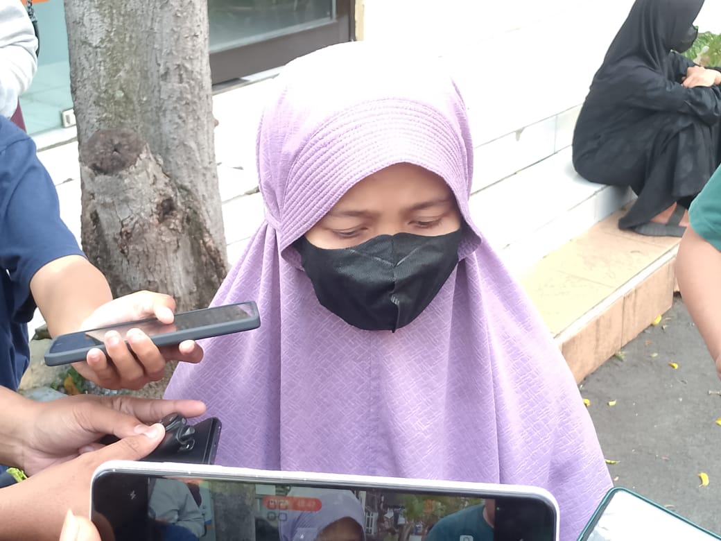 GemaMadani.com - Ibu Korban Pelecehan Seksual di Salah Satu Rumah Sakit di Cirebon Minta Keadilan Atas kasus Yang Menimpa Anaknya