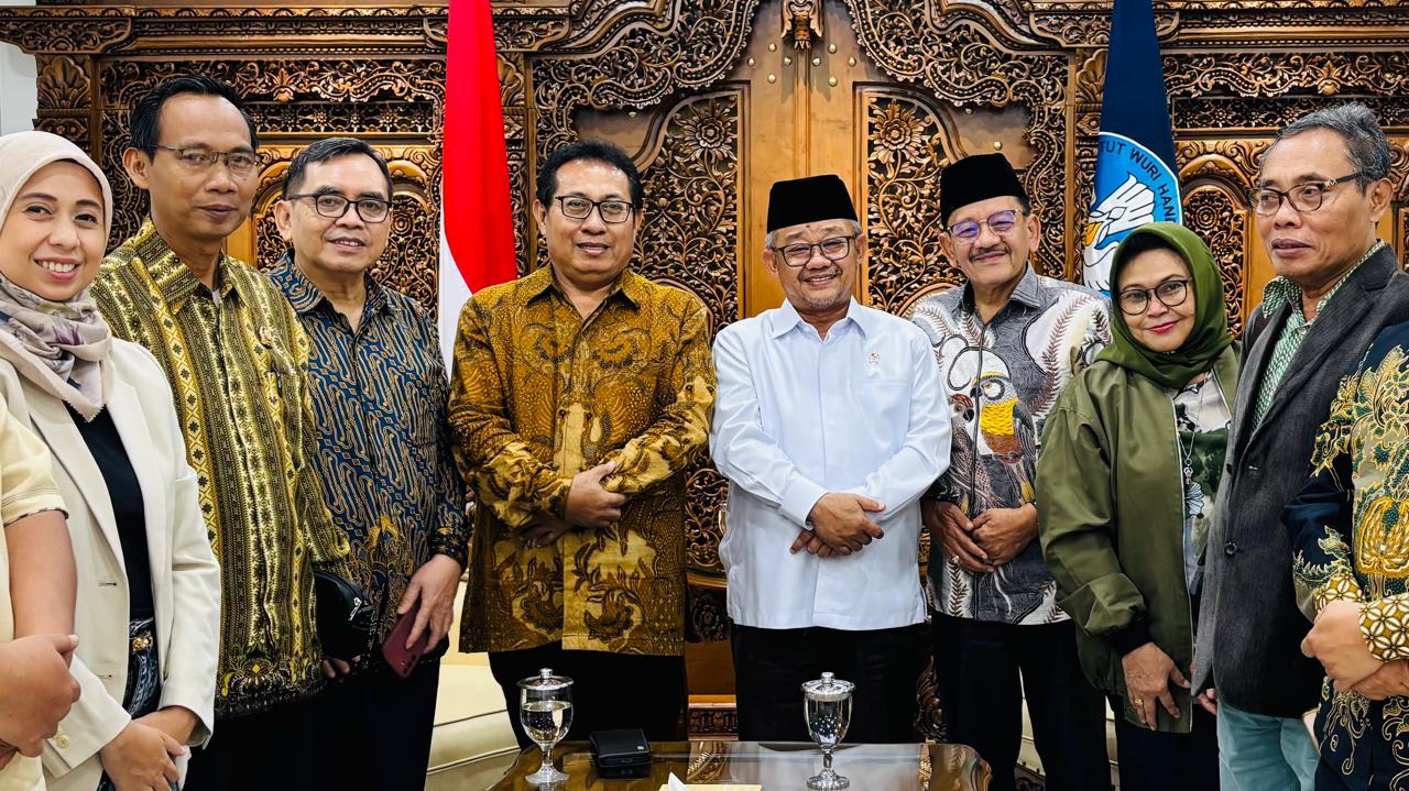 GemaMadani.com -Ketum Firdaus Bersama Pengurus SMSI Pusat Audiensi dengan Mendikdasmen Abdul Mu’ti