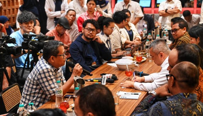 GemaMadani.com - Menhub Dudy Tegaskan Pemerintah Jaga Ekosistem Transportasi Online yang Telah Terbangun 2