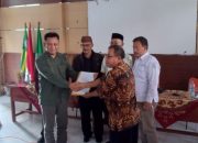 PDM Serahkan SK Kepala SMK Muhammadiyah Majalengka