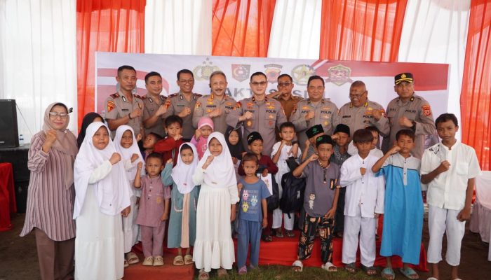 GemaMadani.com - Sespimma Polri Angkatan 73 Tanam Mangrove Hingga Berikan Bansos ke Warga di Kejawanan 3