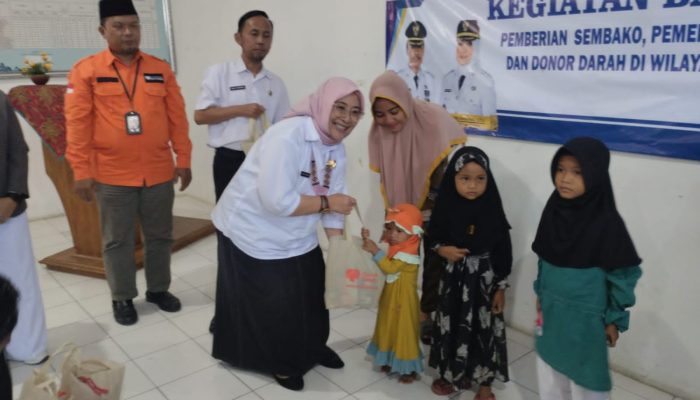 GemaMadani.com - Warga Kesenden Mendapatkan Pengobatan Gratis dan Pembagian 200 Paket Bantuan Sembako Dalam Kegiatan Bakti Sosial 2