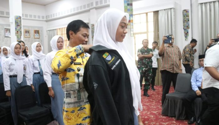 Dukung Penuh Paskibraka, Wali Kota Cirebon Tekankan Pengabdian dan Integritas
