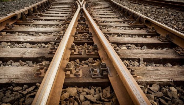 KAI Daop 3 Cirebon Pidanakan Pelaku Pencurian Cadangan Rel Kereta Api di KM 123+6 Antara Stasiun Pegadenbaru-Cikaum Subang