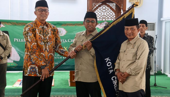 Lepas 55 Kafilah Kota Cirebon Menuju MTQH Jabar, Sekda : Lebih dari Lomba, Ini Jalan Dakwah dan Pembinaan Akhlak