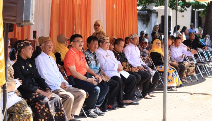 Pemkot Cirebon Dukung Pelestarian Budaya Lewat Kirab Haul Pangeran Pulasaren