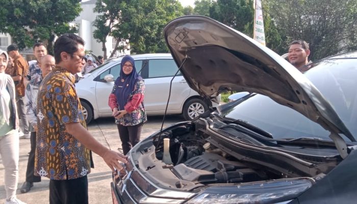 GemaMadani.com - Pemkot Gelar Pemeriksaan Puluhan Kendaraan Dinas di Lingkungan Setda Kota Cirebon 2