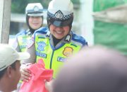 Satlantas Polres Cirebon Kota Melakukan Pendekatan Persuasif dan Berikan Edukasi Kepada Pengemudi Truk Bahaya ODOL
