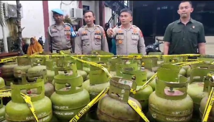 Satreskrim Polres Cirebon Kota Bongkar Pengoplosan Gas Elpiji Bersubsidi Polisi Sudah Menyita 528 Tabung Gas Elpiji