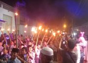 GemaMadani.com Semarak Pondok Pesantren Jagasatru Dalam Menyambut Tahun Baru 1 Muharram 1447 H Diramaikan Dengan Pawai Obor Melibatkan Ratusan Santriawan Dan Satriawati 2