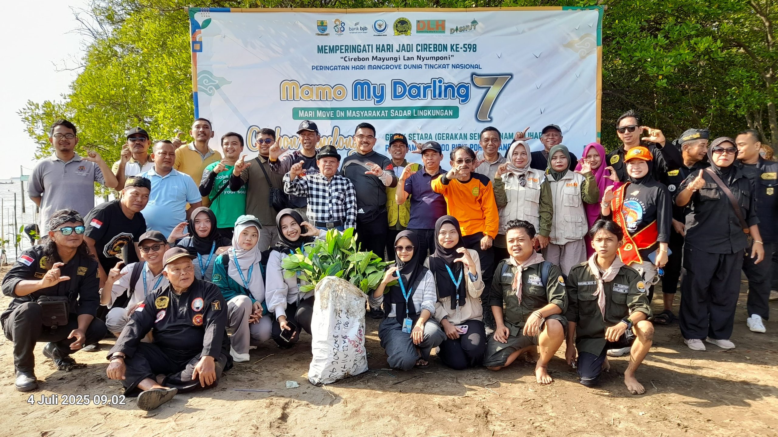 GemaMadani.com Forum Lingkungan Hidup Dan Budaya Nuswantara Tanam 10 Ribu Pohon Mangrove Sekaligus Peringati Hari Jadi Kota Cirebon Ke 598