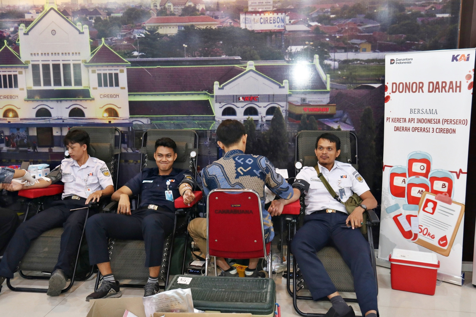 GemaMadani.com KAI Daop 3 Cirebon Selenggarakan Donor Darah Di 3 Lokasi