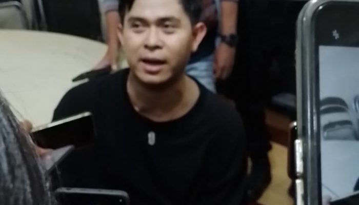 Penyanyi Bersuara Khas Cakra Khan, Menghibur Warga Cirebon di Puncak Acara HUT Kota Cirebon Ke-598