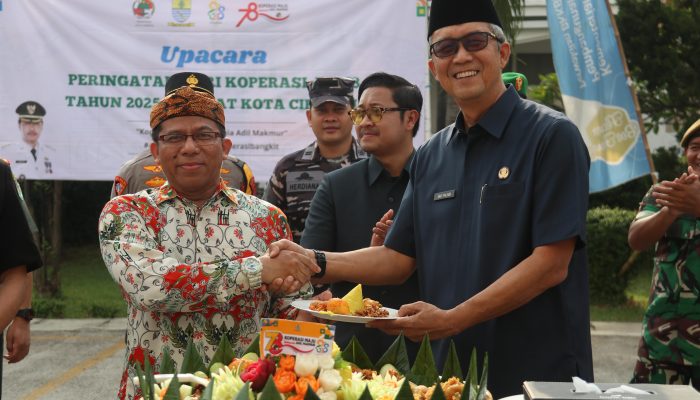 Peringati Hari Koperasi ke-78, Sekda Ajak Masyarakat Bangkitkan Semangat Gotong Royong Ekonomi