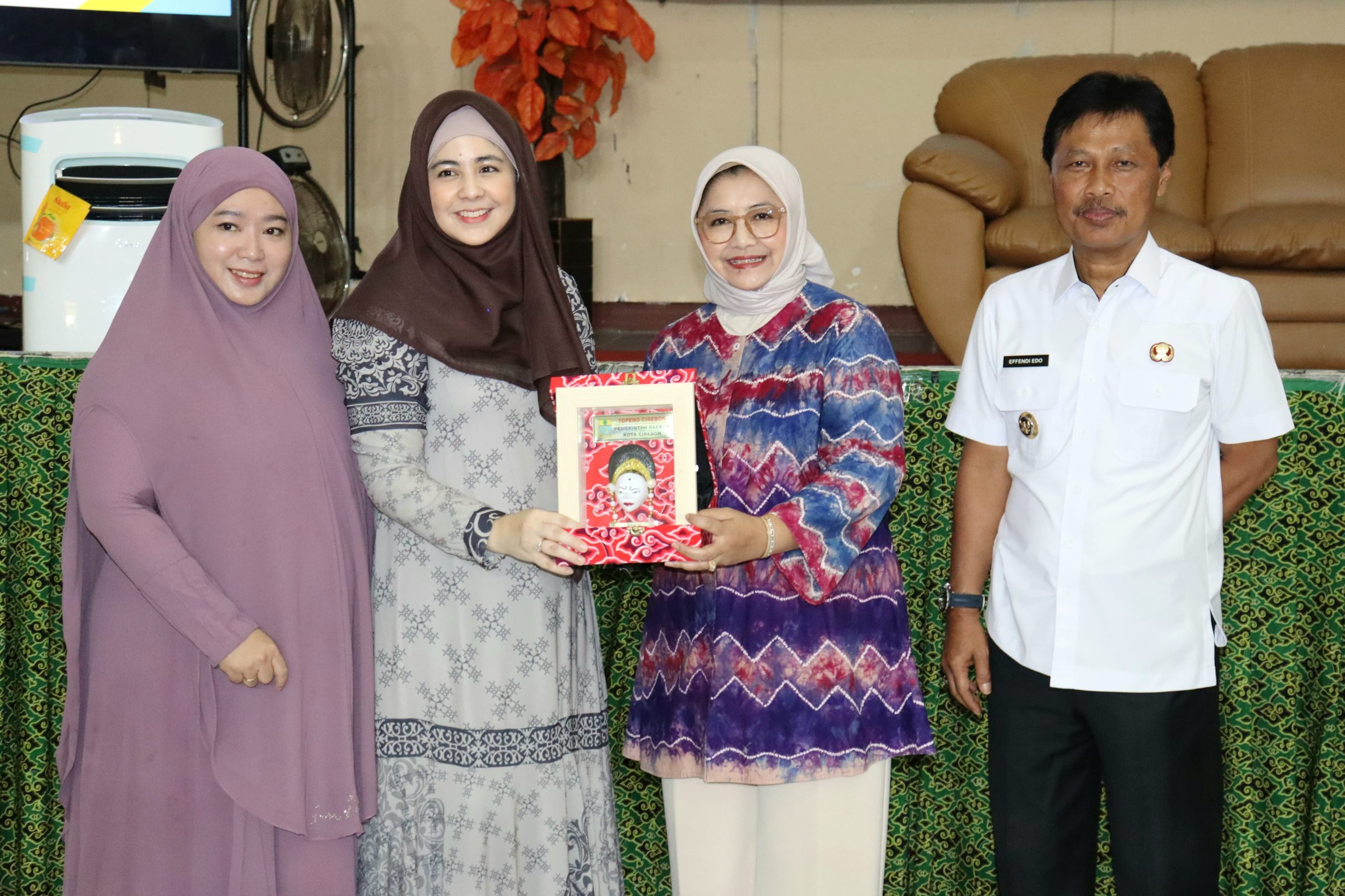 GemaMadani.com Perkuat Budaya Literasi Dispusip Hadirkan Bedah Buku Bersama Risty Tagor