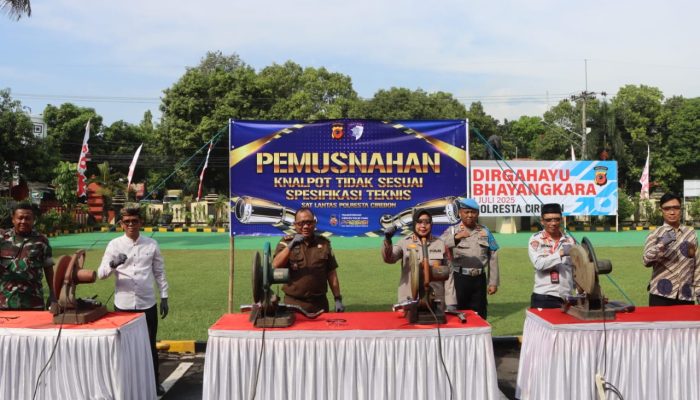 GemaMadani.com Polresta Cirebon Musnahkan 2.449 Knalpot Bising Tegaskan Komitmen Wujudkan Ketertiban Lalu Lintas Dan Kenyamanan Warga 2