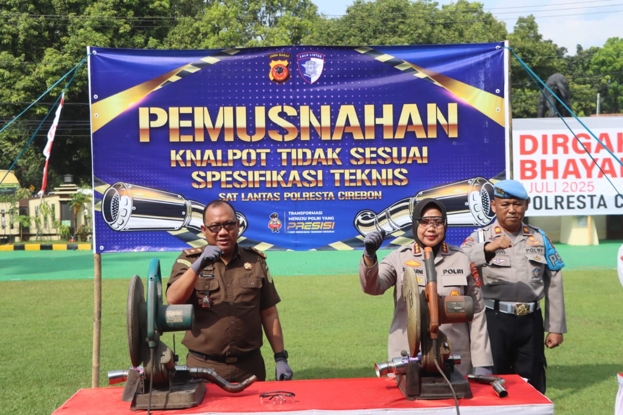 GemaMadani.com Polresta Cirebon Musnahkan 2.449 Knalpot Bising Tegaskan Komitmen Wujudkan Ketertiban Lalu Lintas Dan Kenyamanan Warga