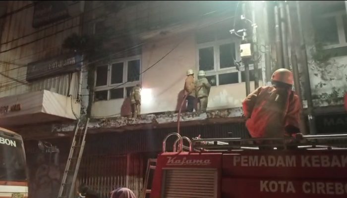 Toko Singapura Jalan Pasuketan Cirebon Kebakaran, Tidak Ada Korban Jiwa Dalam Kejadian Ini