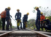 KAI Daop 3 Cirebon Kembali Lakukan Penggantian Wesel, Untuk Tingkatkan Keselamatan