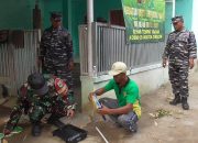Personel TNI dan Warga Laksanakan Perehaban Mushola Nurul Amaliah dalam Rangka HUT ke-80 TNI