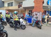 Polwan Polres Cirebon Kota Gelar Patroli Humanis, Sapa Warga di Sudut Kota dan Obyek Wisata