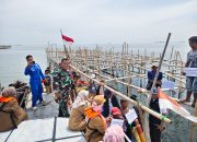 Babinsa Panjunan Dampingi Wakil Wali Kota Cirebon Tinjau Budidaya Kerang Hijau