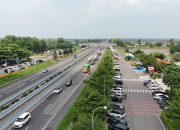 Sekitar 19 Ribu Kendaraan Melintasi Jalur Tol Astra Cipali, Menuju Cirebon Pada H-2 Terpantau Lancar Dibandingkan Hari Kemarin