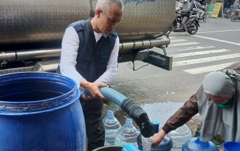 Mukhtar: Saatnya Turun Tangan untuk Akhiri Krisis Air Bersih Kota Cirebon