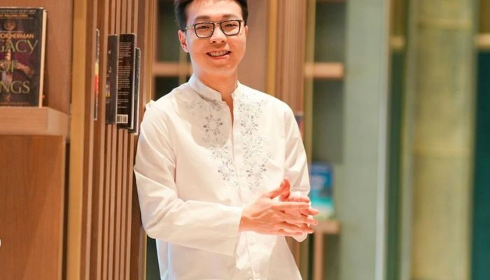 Cerita Di Balik Mualafnya Dokter Richard Lee