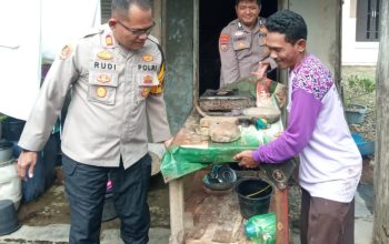 Polres Cirebon Kota Bedah Rumah Ibu Ratmi di Pegagan Kidul, Sebagai Wujud Kepedulian Polri Pada Masyarakat