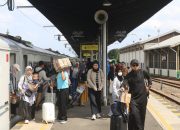 H-4 Angkutan Lebaran 2026 Sebanyak 59.678 Penumpang Tiba di Stasiun Wilayah Daop 3 Cirebon dan Penumpang yang Berangkat Sebanyak 32.695 Pelanggan