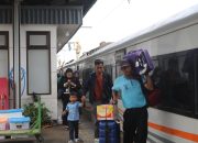 KAI Daop 3 Cirebon Imbau Bagi Pelanggan Harus Patuhi Ketentuan Ukuran Koper dan Bagasi Kereta