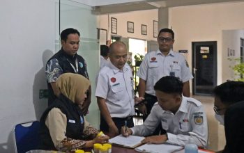 KAI Daop 3 Cirebon Tes Urine Awak KA Yang Akan Melakukan Dinas, untuk Tingkatkan Keselamatan Angkutan Lebaran 2026