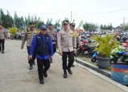 Liburan Idul Fitri Pantai Wisata Bahari Kejawanan Diserbu Wisatawan, Kapolres: Menjaga Keselamatan Saat Beraktivitas di Area Pesisir