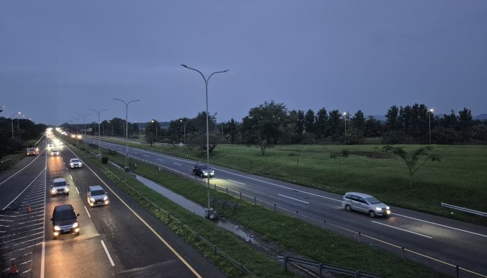 Ruas Tol Cipali pada Arus Balik H+5 Lebaran Ramai Lancar ke Arah Jakarta