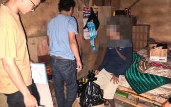 Warung Miras di Jalan Permata Digerebek Malam Hari, Polisi Amankan Puluhan Botol