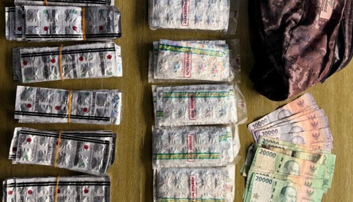 Polisi Ciduk 3 Tersangka Jaringan Pengedar Obat Berbahaya, Puluhan Ribu Pil Ilegal Diamankan