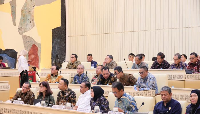 Siapkan Ketersediaan SDM yang Berintegritas, Sekjen ATR/BPN Minta Dukungan Komisi II DPR RI dalam Transformasi STPN