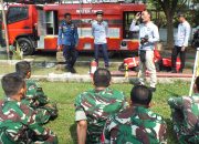 Kodim 0614/Kota Cirebon Gelar Latihan Penanganan Kebakaran Bersama Tim Dinas Pemadam Kebakaran