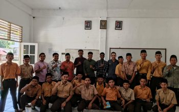 Dosen IAI Nurul Hakim Lombok Gelar Pengabdian Masyarakat, Hadirkan Mahasiswa Internasional untuk Penguatan Literasi Global Santri