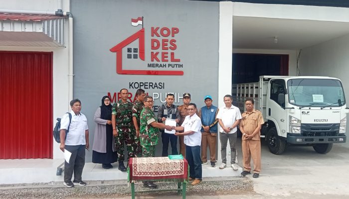 Babinsa Kesenden Hadiri Kegiatan Serah Terima Satu Unit Kendaraan Operasional KDKMP dari Pemerintah Pusat