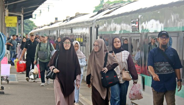 Sambut Libur Panjang Kenaikan Isa Almasih, KAI Daop 3 Cirebon Siapkan 21.790 Tiket