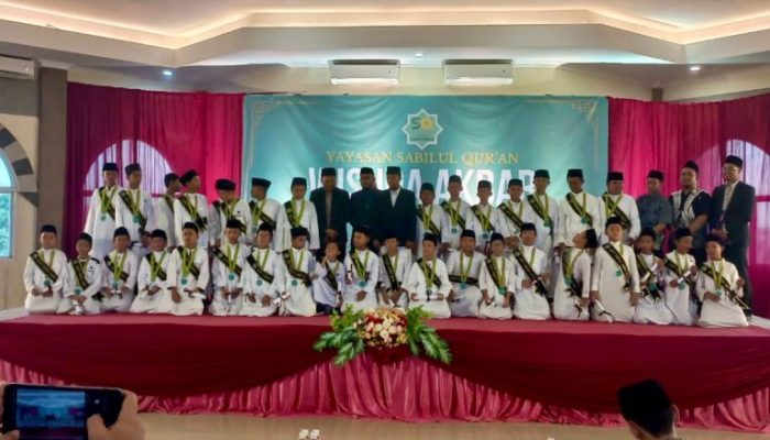 Urgensi dan Kiat Menghafal Al-Qur’an