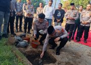 Peletakan Batu Pertama Masjid Adz Dzikra-Sauyunan Jaga Lembur, Jadi Simbol Pelayanan Tulus Polres Cirebon Kota