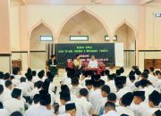 Tingkatkan Kecerdasan Sosial Santri, KMMI Kampus 3 Gelar Bedah Buku How To Win Friends & Influence People